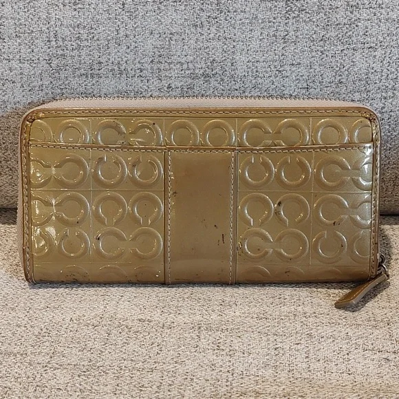 Coach Gold Patent Leather Wallet•Used•Color Transfer•Zippy Wallet - Picture 2 of 9